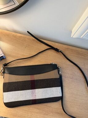 Burberry Canvas  Check Peyton crossbody bag